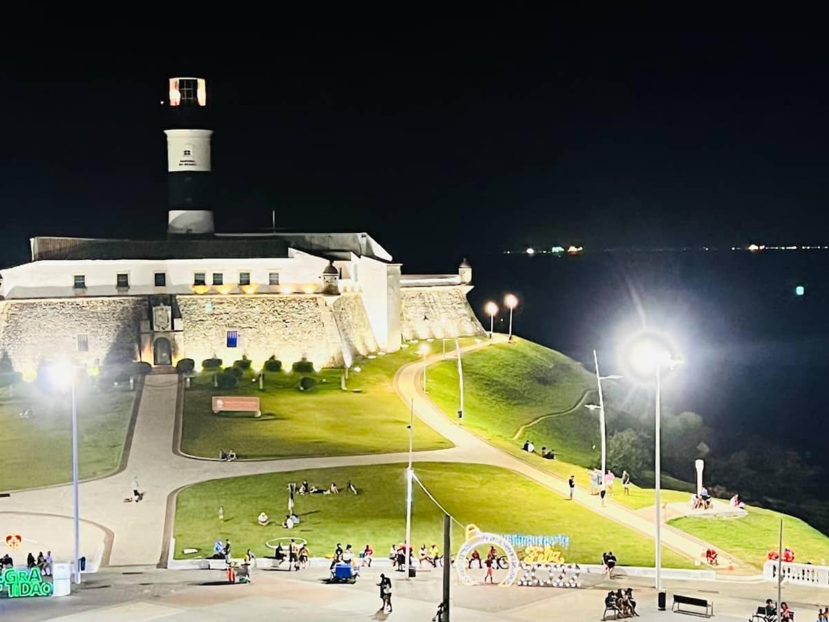Apartamento No Farol Da Barra. Vista Deslumbrante Para O Mar! No Circuito Do Carnaval. Ao Lado Do Porto Da Barra ! Salwador Zewnętrze zdjęcie