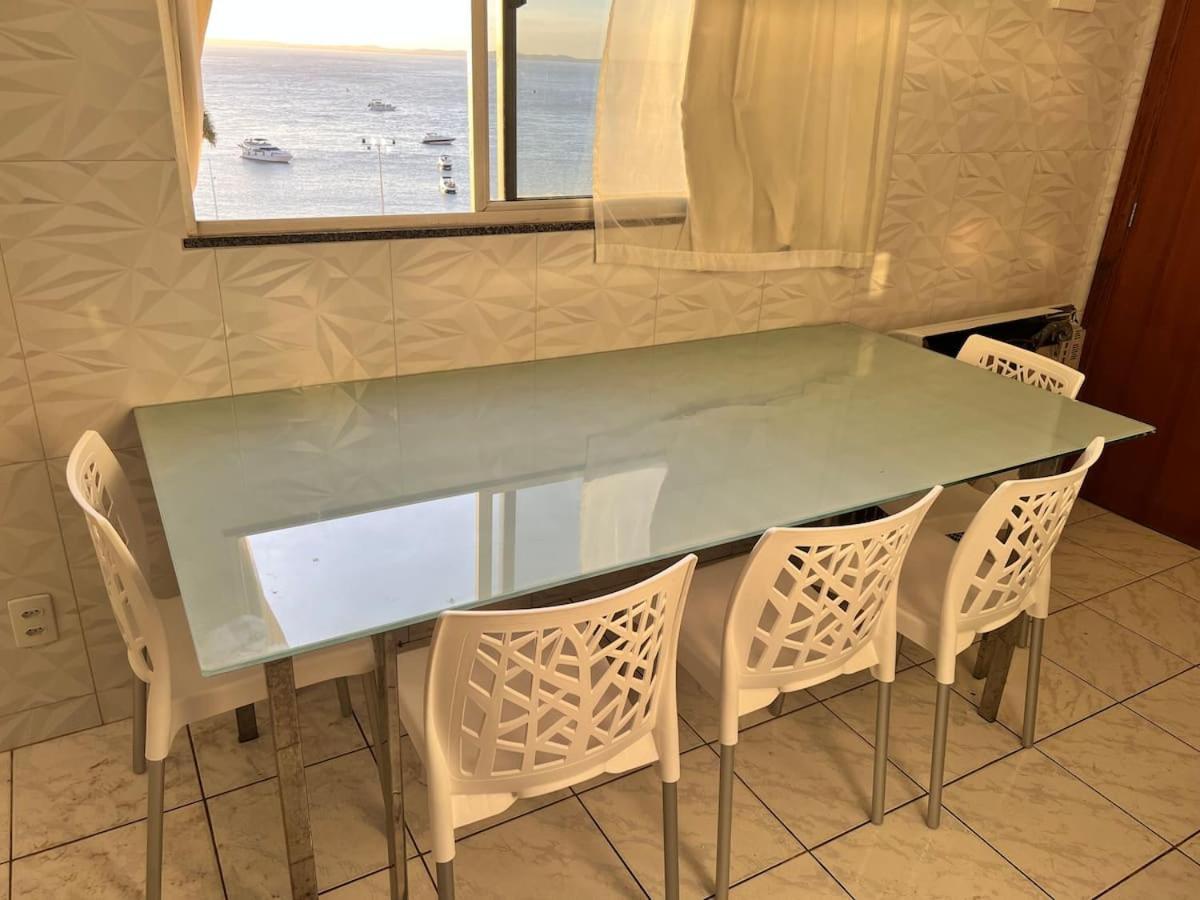 Apartamento No Farol Da Barra. Vista Deslumbrante Para O Mar! No Circuito Do Carnaval. Ao Lado Do Porto Da Barra ! Salwador Zewnętrze zdjęcie